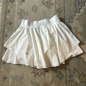 Lululemon White Pleated Tennis Skirt size 4